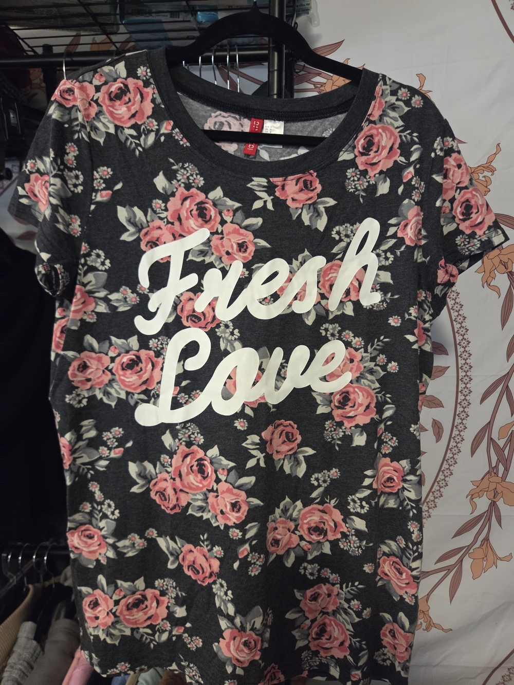 H&M Dark Gray Tee with Pink Floral 'Fresh Love' Script